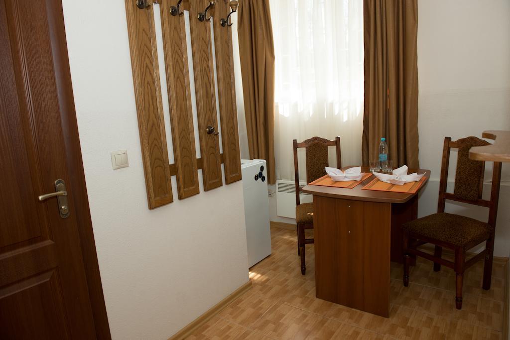 Hotel Acorn Irpin Cameră foto